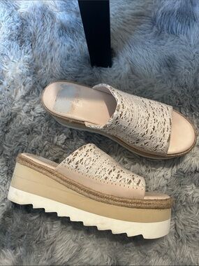 🇮🇳 Free People Boho Beige Crochet Platform Slide Sandals
